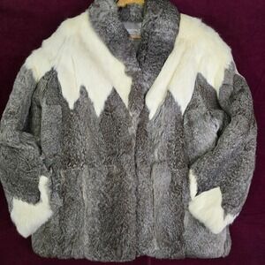 Vintage Womens Genuine Rabbit Fur Patchwork Coat Gray Ivory Chevron Fur Hooks M